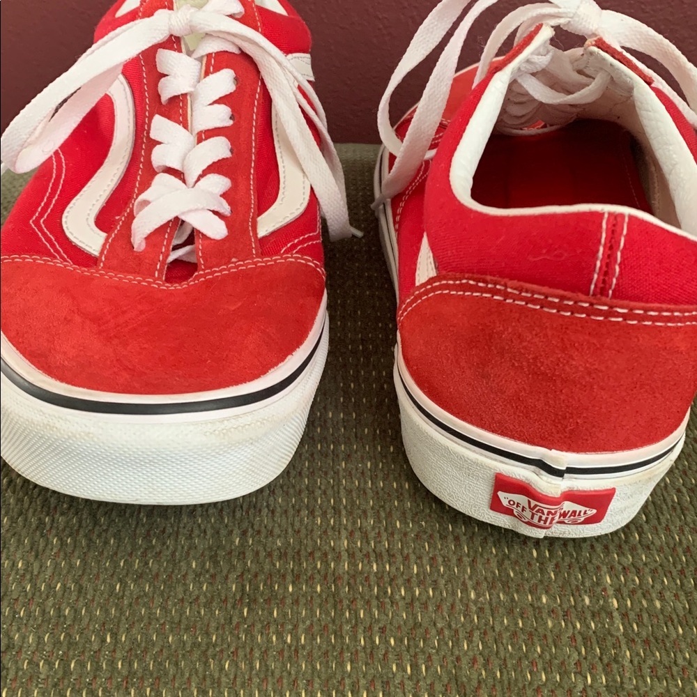 Vans Red and White Classic Mens Lace-Up Sneakers - Picture 3 of 6